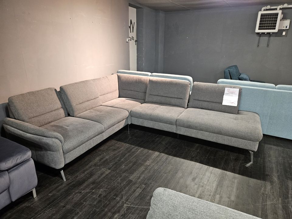 NEU Wohnlandschaft Couch Sofa 4x Sitztiefenverstellung Federkern in Bocholt