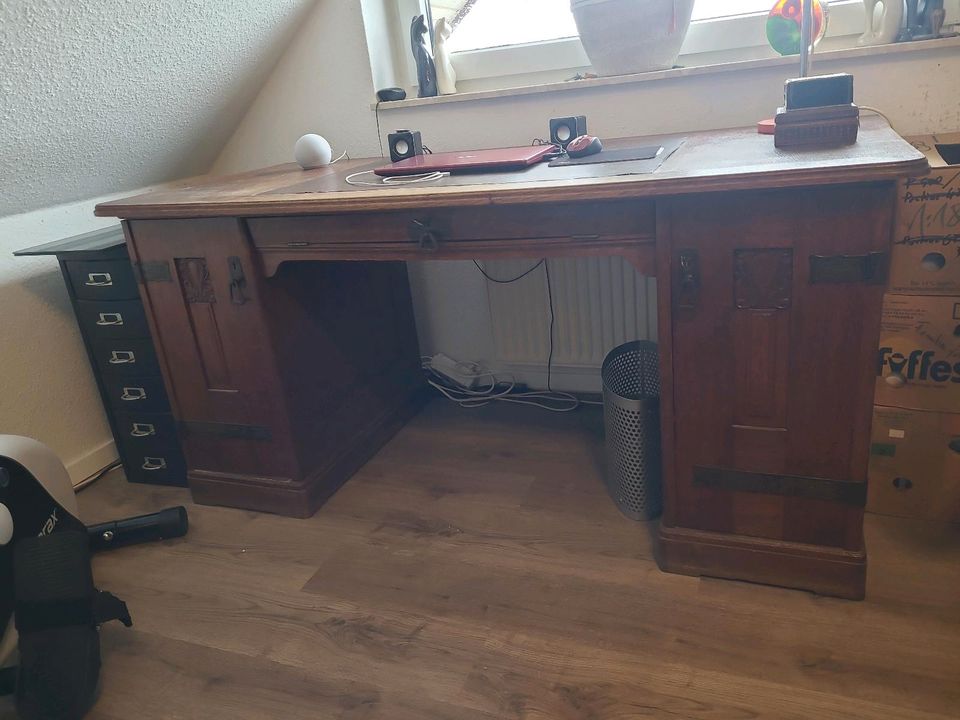 Schreibtisch antik Nadelholz in Osnabrück