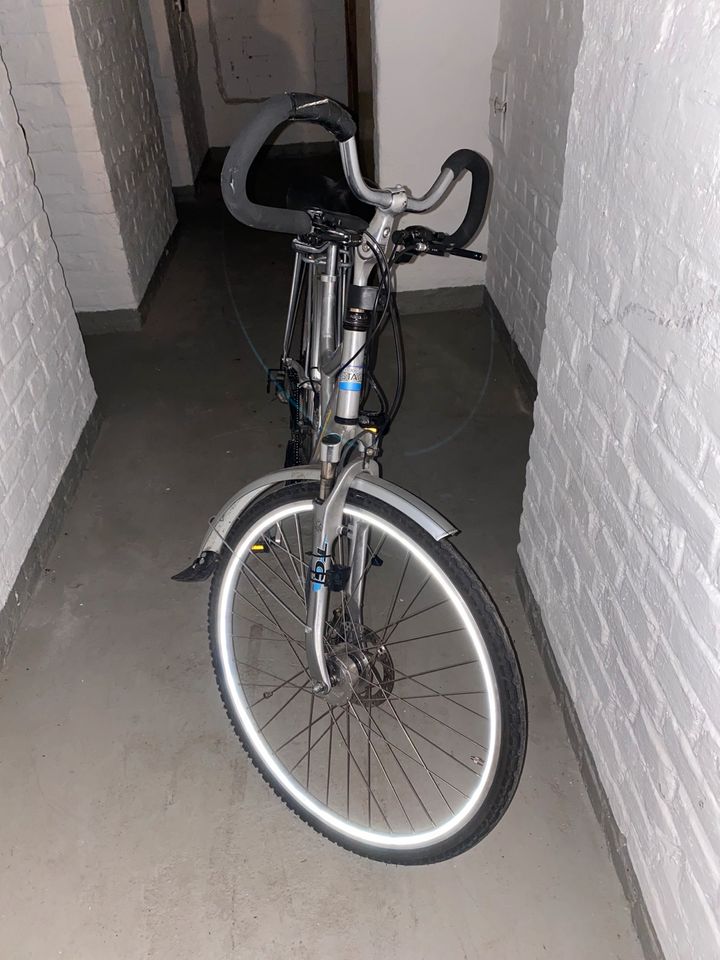 Fahrrad 28 zoll in Duisburg