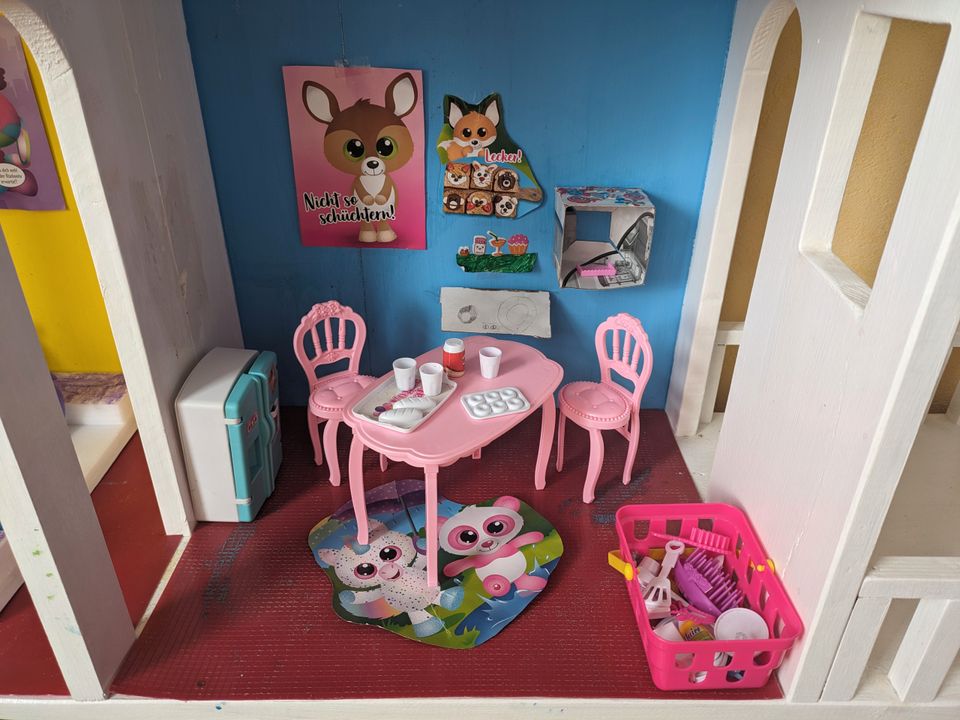 Barbie Haus wie abgebildet Möbel Zubehör Bewohner Enchantimals in Sottrum