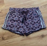 Shorts, Primark, Boho Style,Gr. 38 - fällt kleiner aus, lila/blau Hamburg-Nord - Hamburg Eppendorf Vorschau