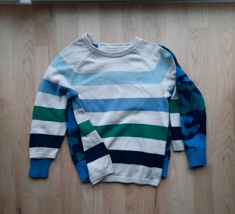 Pulli Pullover Größe 92              (87 x) in Hattersheim am Main