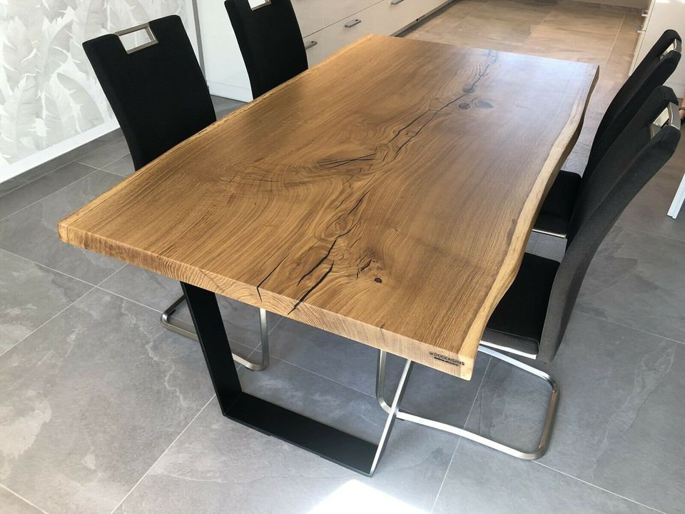 Esstisch Massivholztisch Tisch Baumkante Baumstamm Baumtisch tabl in Oelde