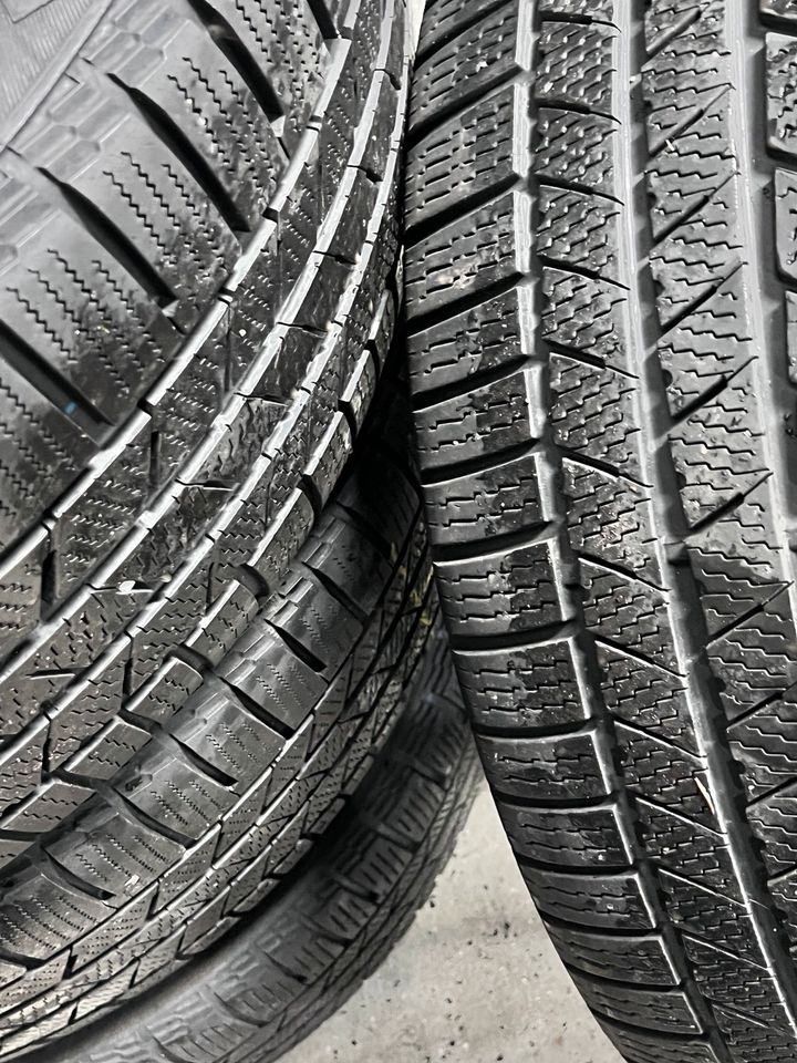 Range Rover Felgen 21 Zoll Winterreifen 275/45R21  Reifen in Wülfrath