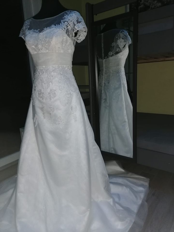 Brautkleider / Hochzeitskleider, verschiedene, Größe XS / S, 36 in Dresden