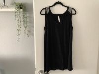 Sheego Damen Shirt gr 42 schwarz mit  Silber Pailetten Köln - Köln Merheim Vorschau