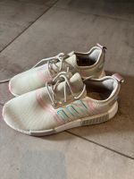 Adidas Schuhe, beige Niedersachsen - Ostrhauderfehn Vorschau