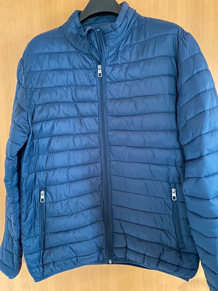 Herren Light Steppjacke Gr.L neuwertig in Rot am See