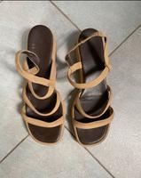 Esprit Schuhe 40 Sandalen camelfarben Riemchensandalen Bayern - Fürth Vorschau