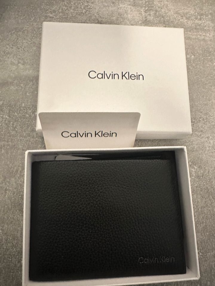 Calvin Klein, Geldbeutel für Männer in Karlsruhe