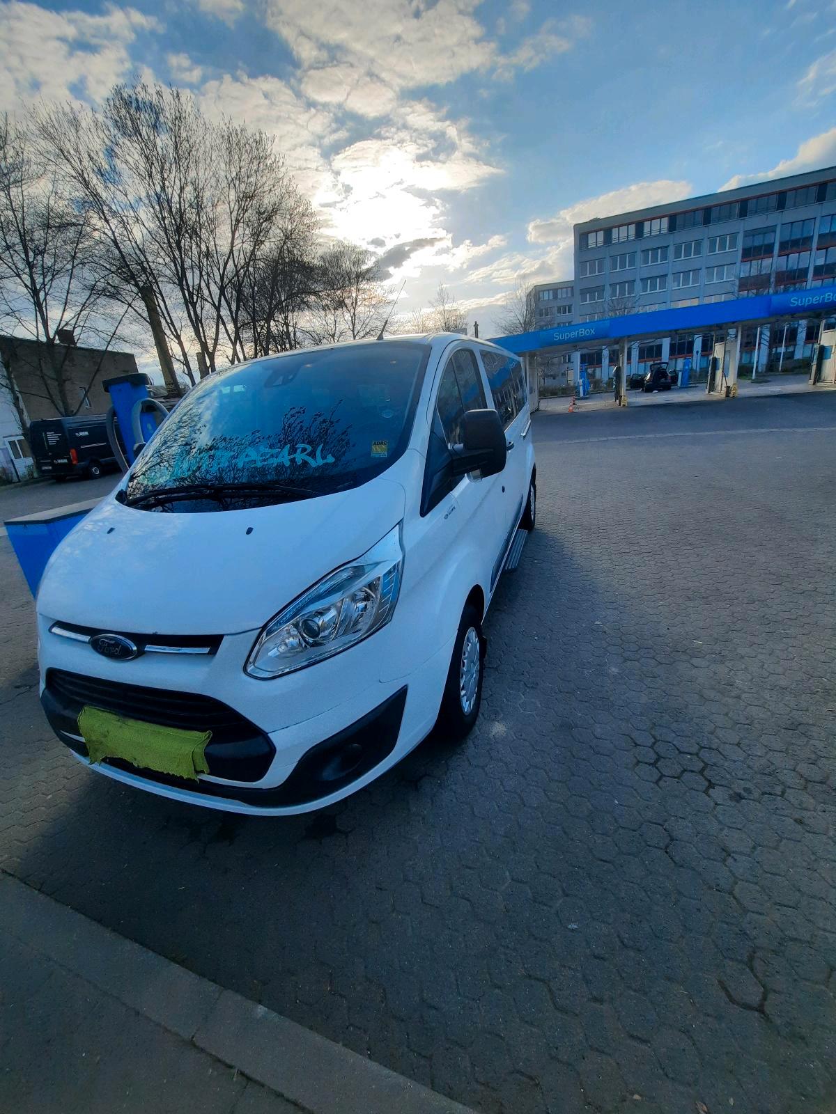 Abbildung des Autos Ford Tourneo Custom