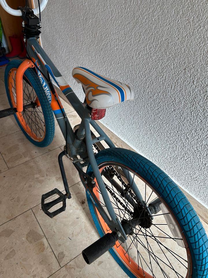 Fahrrad BMX von Hot Wheels in Filderstadt