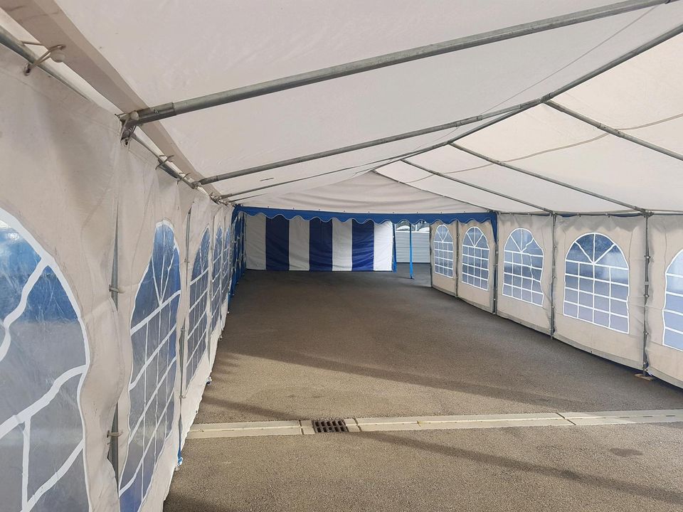 Partyzelt Bierzelt Festzelt Verleih 8x5m und 10x5m blau weiss in Gerlingen