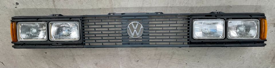 VW Jetta Mk1 US Front komplett mit EU Scheinwerfer OEM 1 in Bilsen