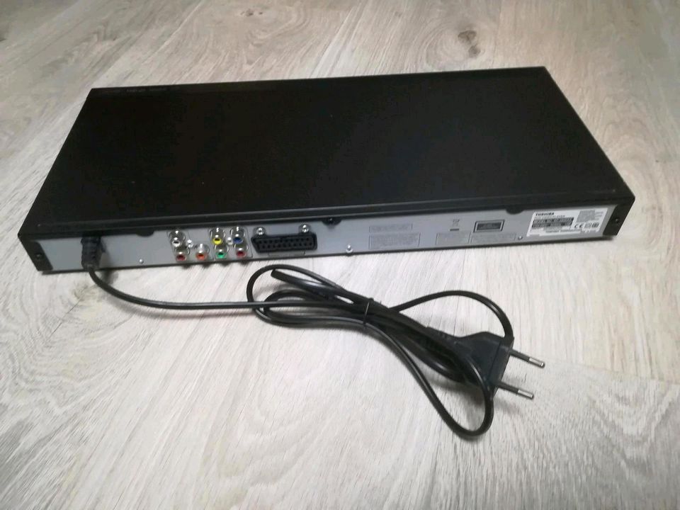 DVD-Player von TOSHIBA Typ SD-280EKE in Philippsthal (Werra)