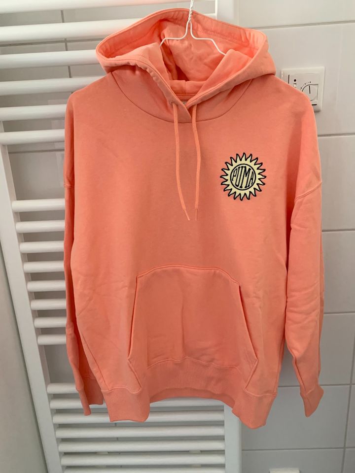 Puma hoodie Pullover Sport korall Orange Pastell Gr. XS in Singen