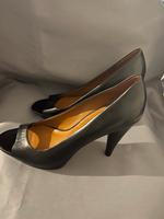 GUESS! Pumps • Plateau • wie NEU • schwarz • Gr. 40 Bayern - Landsberg (Lech) Vorschau