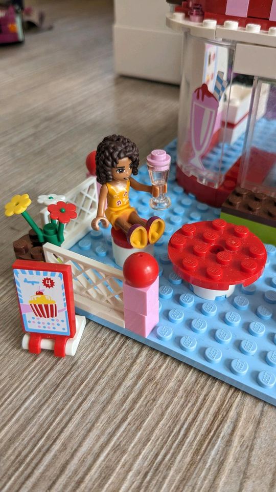 3061 LEGO Friends Café mit OVP in Weilerswist