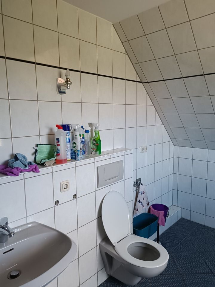 4,5 Zimmer Wohnung mit Seeblick ( Badewanne u. Dusche) in Möllenbeck