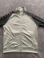 Nike Sweatjacke grün oliv Herren Größe L Brandenburg - Zossen Vorschau