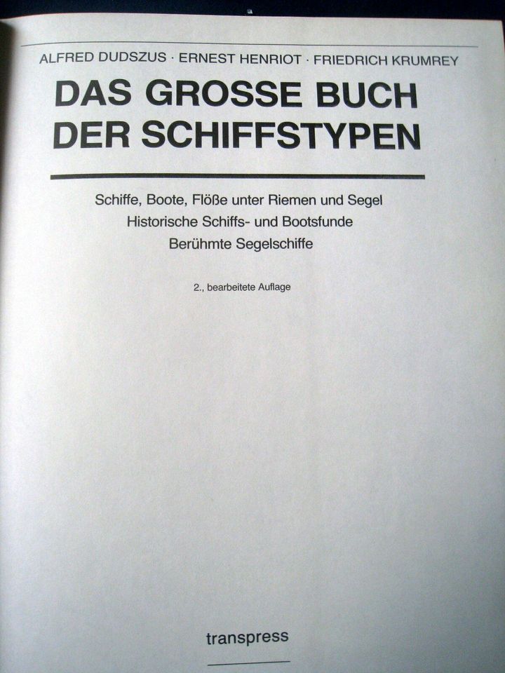 Das große Buch der Schiffstypen transpress 2. Auflage neuwertig in Bad Soden am Taunus