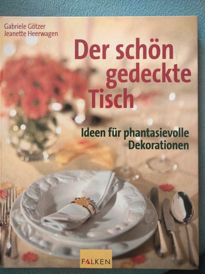 Verschiedene  Bücher u.a. Massage & Aromatherapie in Berlin