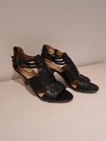 Sandalen / Riemchenschuhe / Absatzschuhe / Riemen Niedersachsen - Langwedel Vorschau
