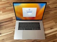 MacBook Pro 2019 2,4GhZ, 16GB RAM, 512GB, Batterie + Tastatur NEU Niedersachsen - Oldenburg Vorschau