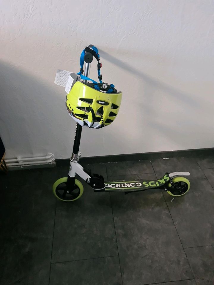 Scooter roller skids controll inkl gratis fahhrad Helm uvex Neu in Berlin