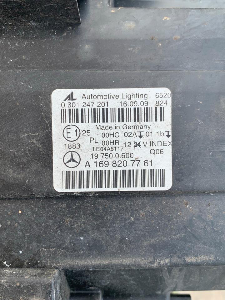 Mercedes Benz B-Klasse W245 A1698207761 Linker Scheinwerfer in Schöneck