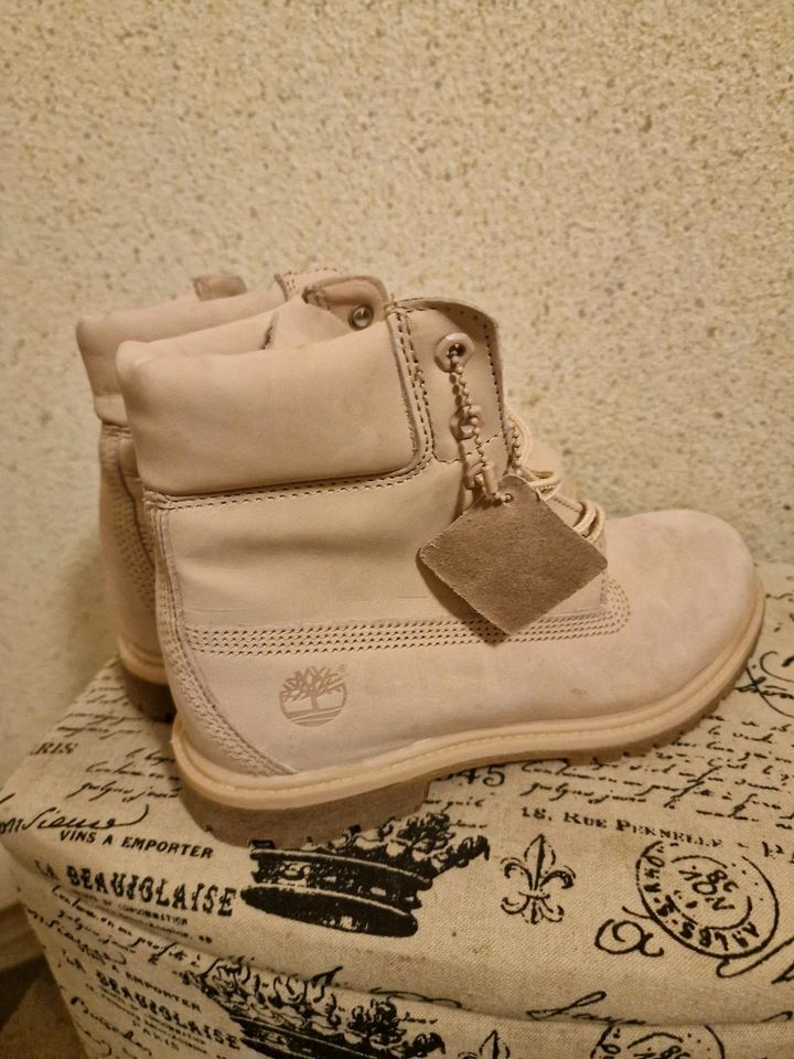 ORGINAL TIMBERLAND DAMEN BOOTS STIEFEL/SCHUHE ROSE NEU in Kassel