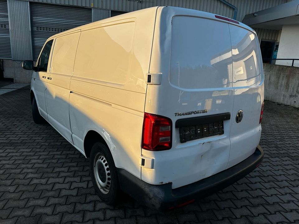 Volkswagen T6 Transporter Kasten-Kombi Kasten lang in Nürnberg (Mittelfr)