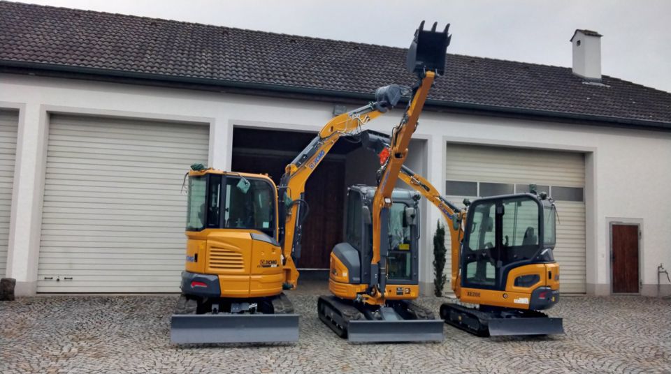 Baumaschinenvermietung Bagger Lader Rüttelplatte Stampfer Dumper in Neuhaus am Inn