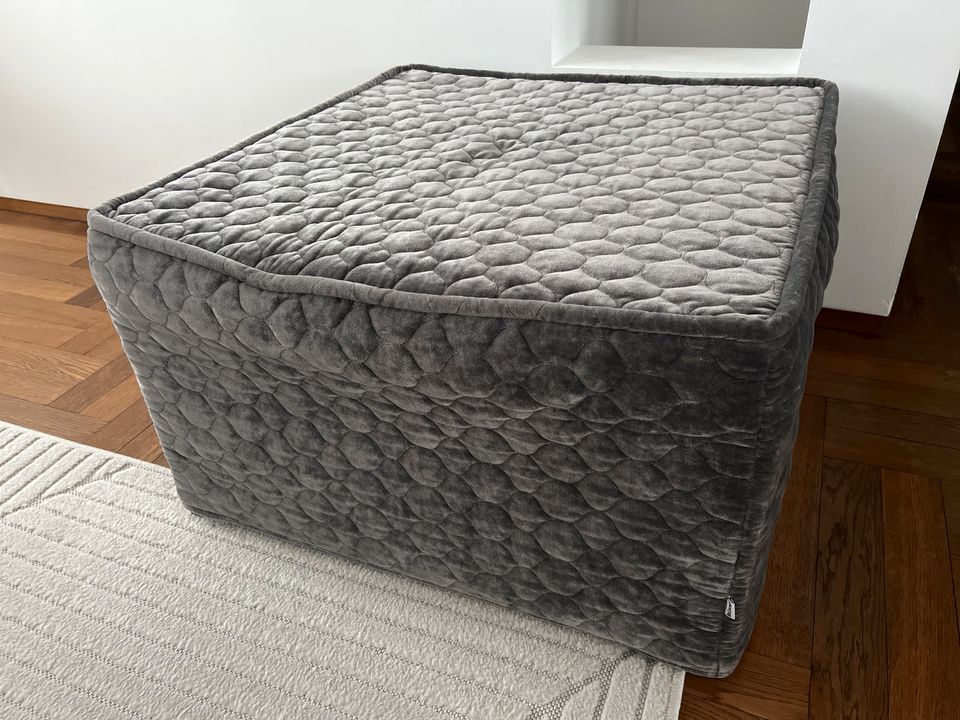 Wunderschöne Velvet Quilt Husse für BoConcept Xtra in Leipzig