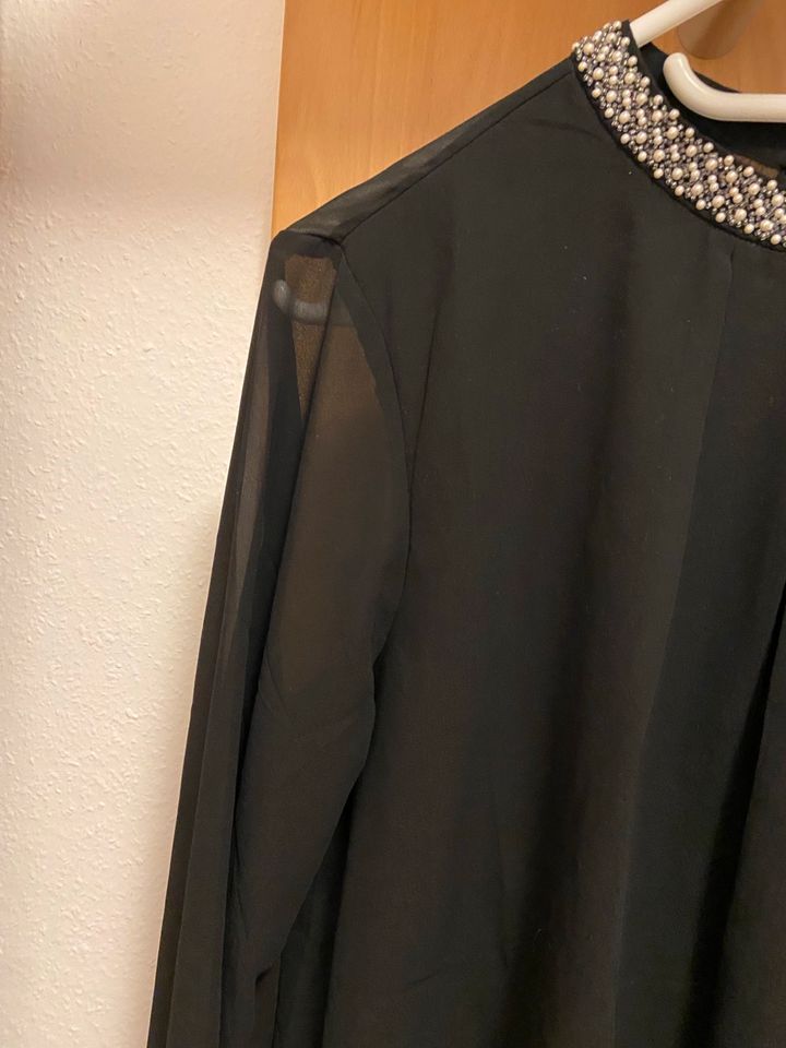 Vila Bluse festlich Perlen Kragen Größe L 40 schwarz top Zustand in Dinklage