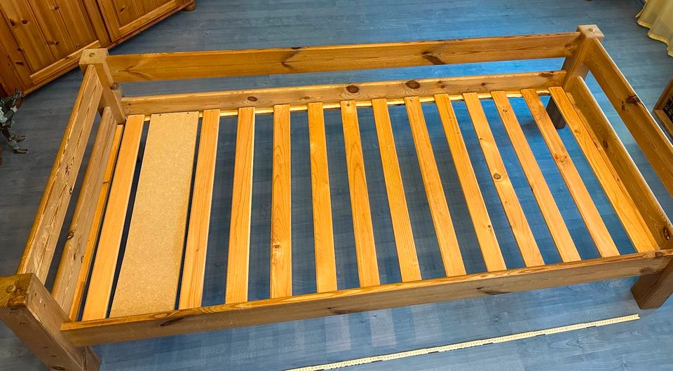 Kinderbett Kiefer gelaugt geölt umbaubares Hochbett 110x101x211cm in Herne