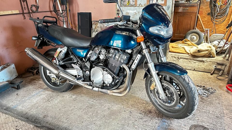 Suzuki 1200 gsx in Klüsserath