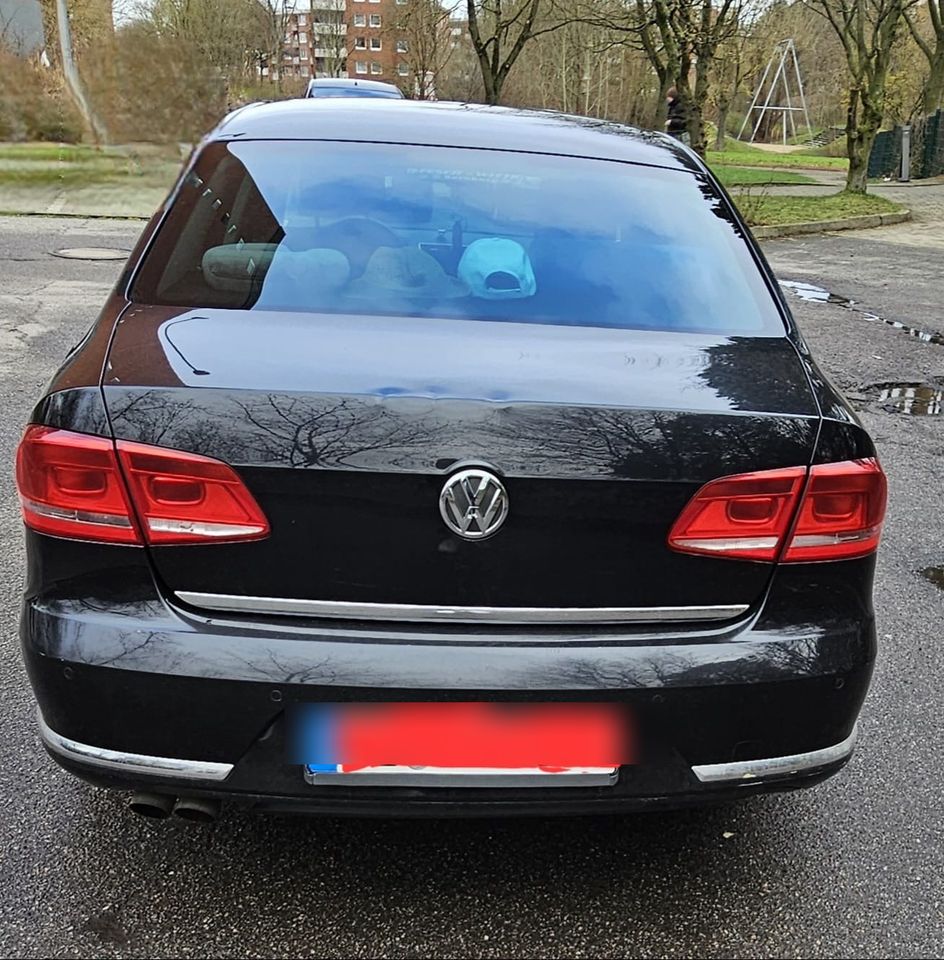 VW Auto Passat in Lübeck