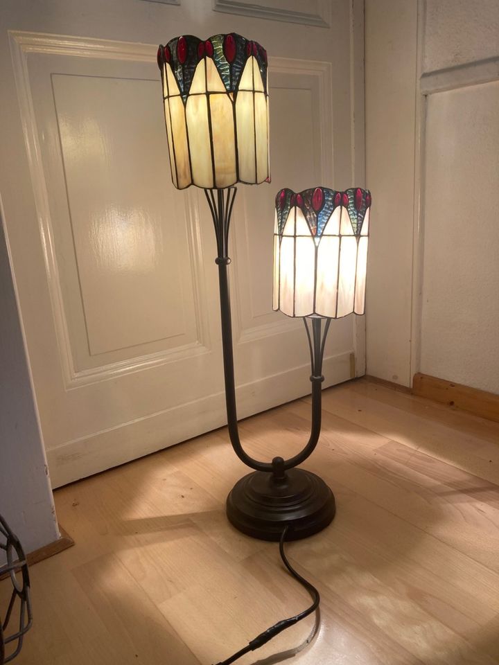 2 armiger Leuchter / Lampe im Tiffany Stil in Berlin