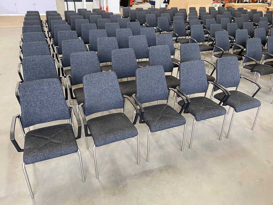 130 Interstuhl Besucher Stühle Design Stapelstühle Konferenzstuhl in Norderstedt