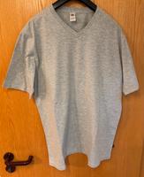 Trigema Deluxe Herren T-Shirt XL V-Ausschnitt hellgrau meliert Baden-Württemberg - Donaueschingen Vorschau