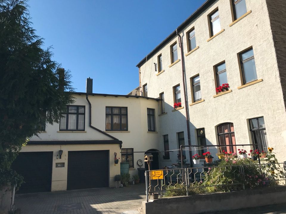 4,5 Zimmer Wohnung mit Einbauküche u.Garage in Naumburg (Saale)