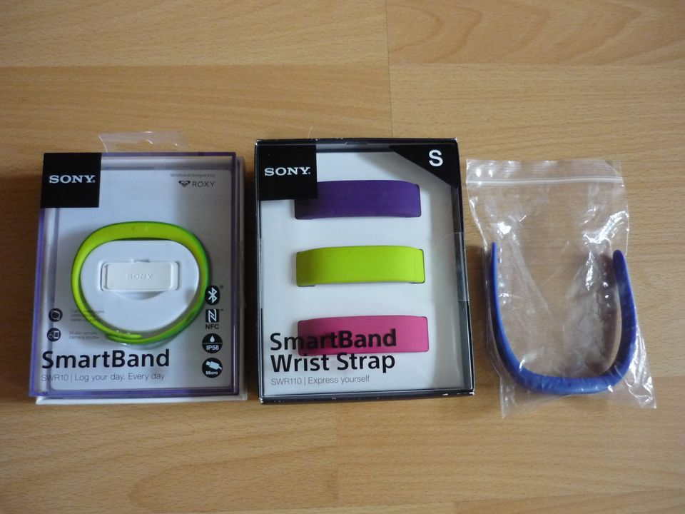 Sony Brazil SWR10 SmartBand + 4 Armbänder S in Berlin