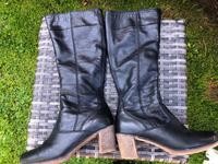 Ara Stiefel schwarz, Größe 4 1/2 gefüttert mit Absatz Dithmarschen - Wesselburen Vorschau