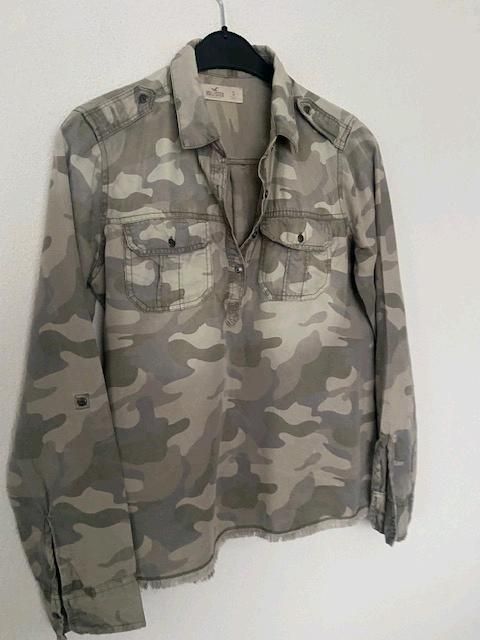 Hollister camouflage Hemd Bluse Tunika Army camou shirt Top Grey in Altenbeken