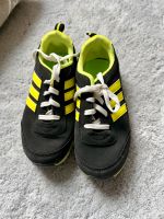 Turnschuhe Adidas schwarz gelb schnüre 31 Sport Nürnberg (Mittelfr) - Schweinau Vorschau