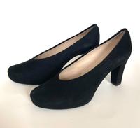 Schwarze Pumps / Unisa / Größe 39 Bayern - Höchberg Vorschau