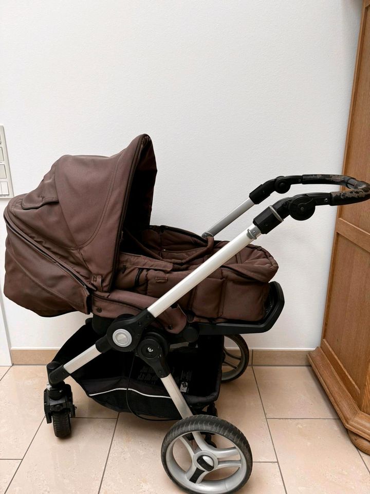 Teutonia Kinderwagen mit Babyschale, Buggy und Maxi Cosi Adapter in Osann-Monzel