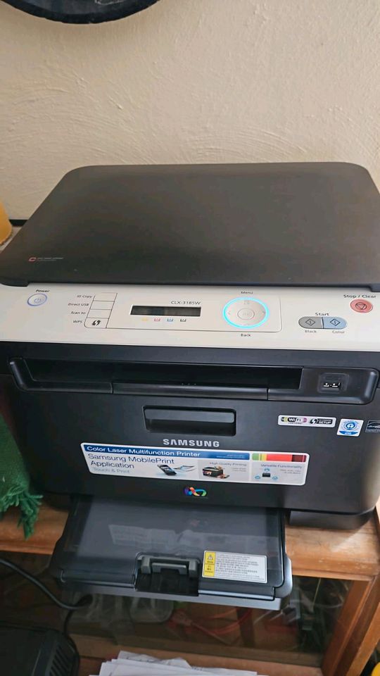 Farblaserdrucker Laserdrucker Kopieren Scannen Drucken WLAN USB in Weimar