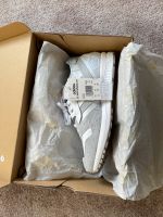 adidas zx 8000 MINIMALIST ICONS weiß neu selten Berlin - Hohenschönhausen Vorschau